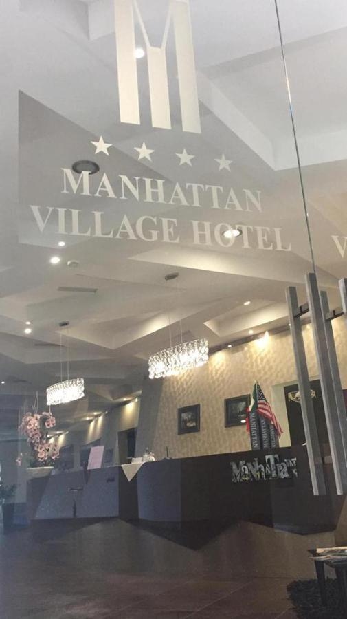 סולמונה Manhattan Village Hotel מראה חיצוני תמונה